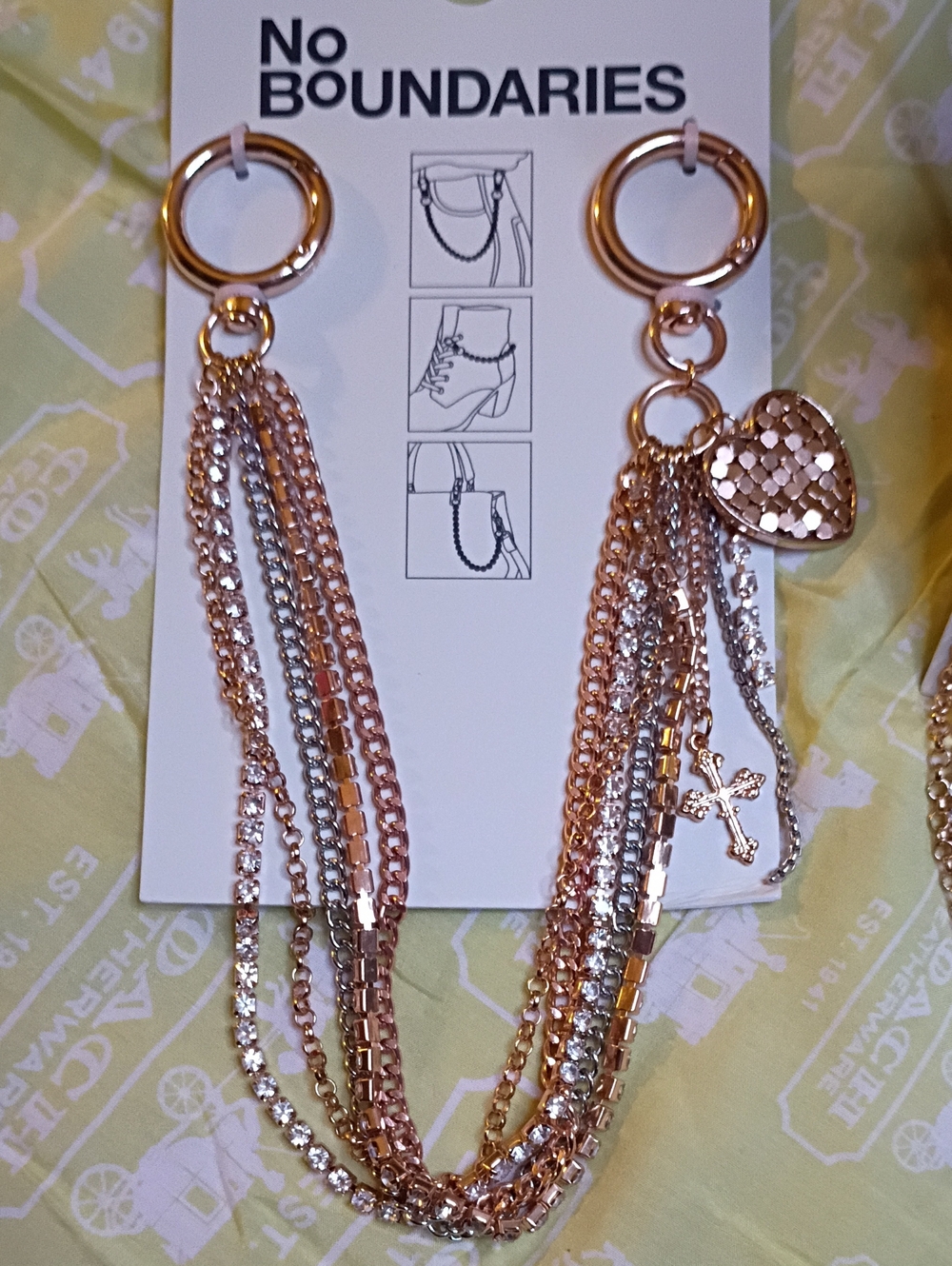Accessory - Picture 3 of 3